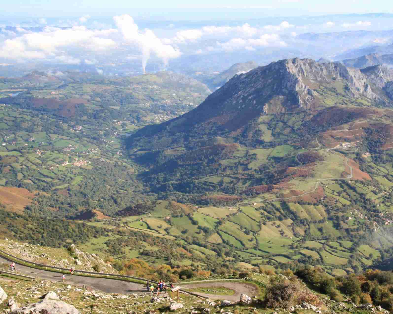 CYCLING IN ASTURIAS: ANGLIRU, A CYCLIST’S DREAM – Living Asturias